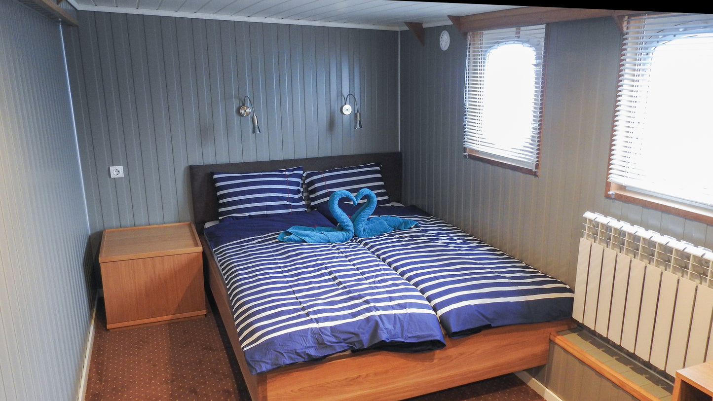 Svalbard Ski & Sail 2025 Upper Deck May 4-8